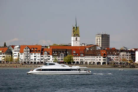 Katamaranfahrt nach Friedrichshafen