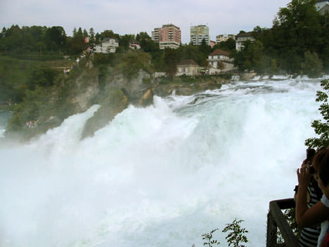 Der Rheinfall in Schaffhausen